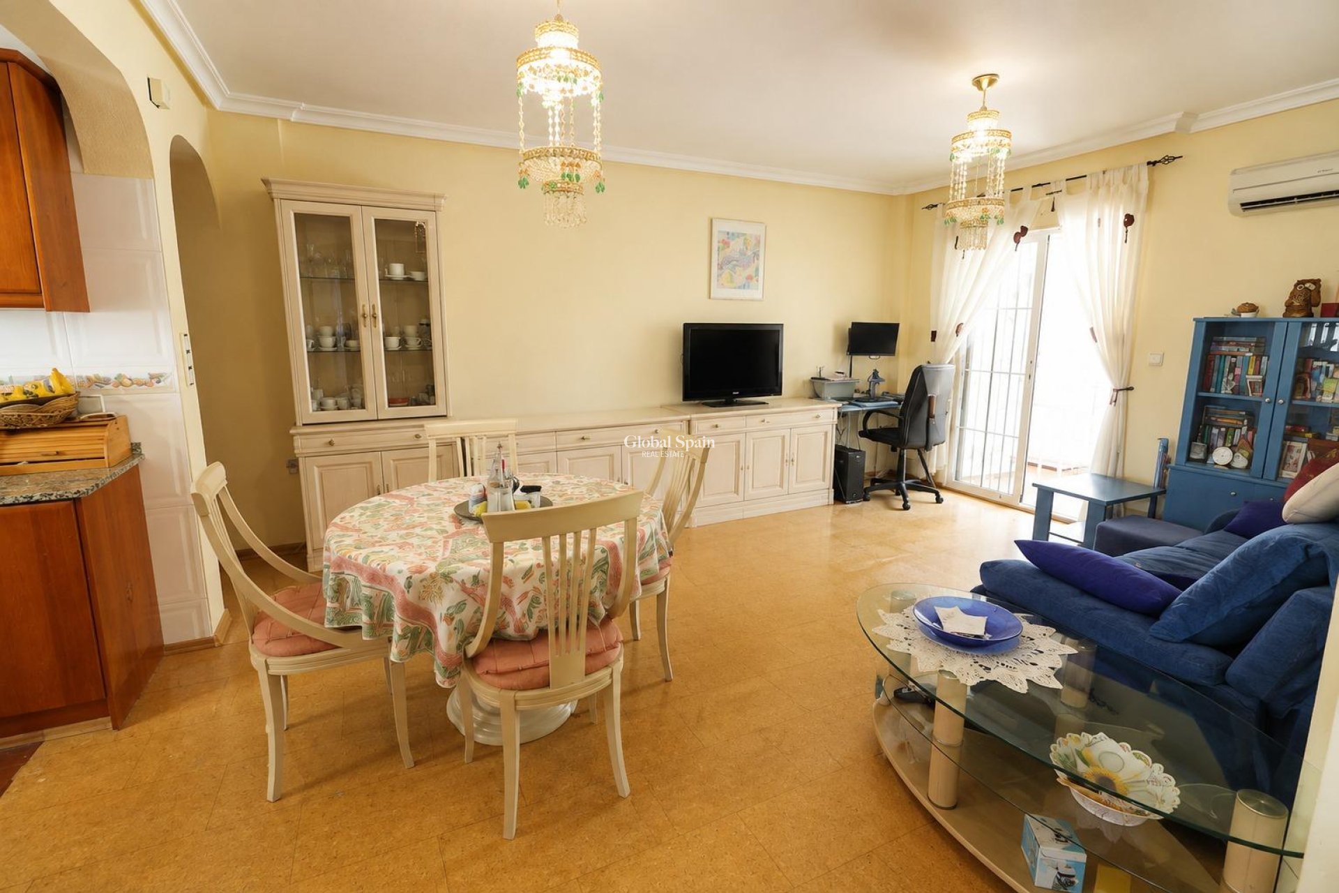 Wederverkoop - APPARTEMENT -
ORIHUELA COSTA - Costa Blanca