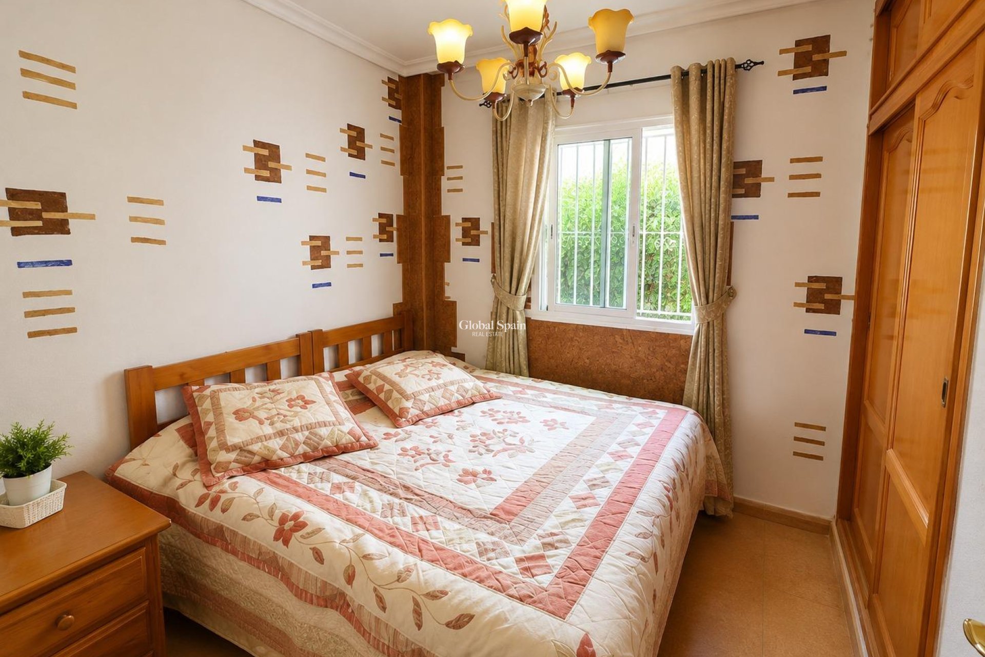 Wederverkoop - APPARTEMENT -
ORIHUELA COSTA - Costa Blanca