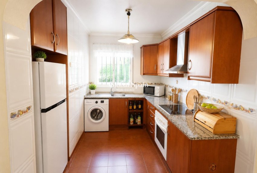 Wederverkoop - APPARTEMENT -
ORIHUELA COSTA - Costa Blanca