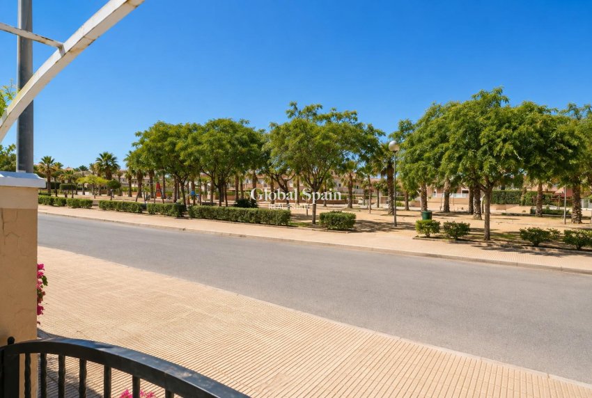 Wederverkoop - APPARTEMENT -
ORIHUELA COSTA - Costa Blanca