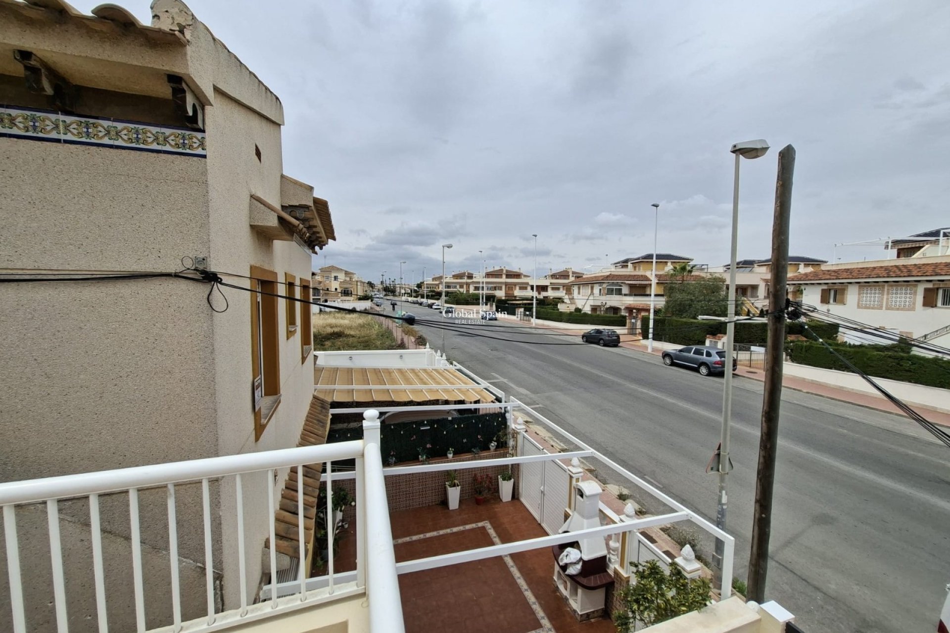 Wederverkoop - APPARTEMENT -
ORIHUELA COSTA - Costa Blanca