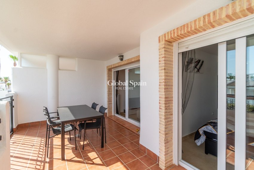 Wederverkoop - APPARTEMENT -
ORIHUELA COSTA - Costa Blanca