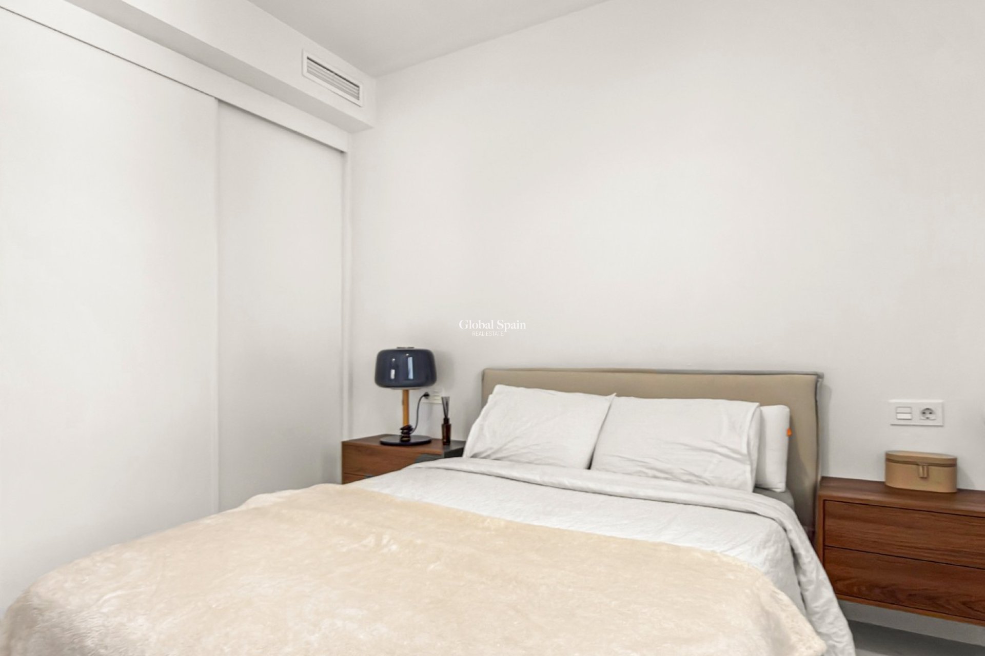 Wederverkoop - APPARTEMENT -
ORIHUELA COSTA - Costa Blanca