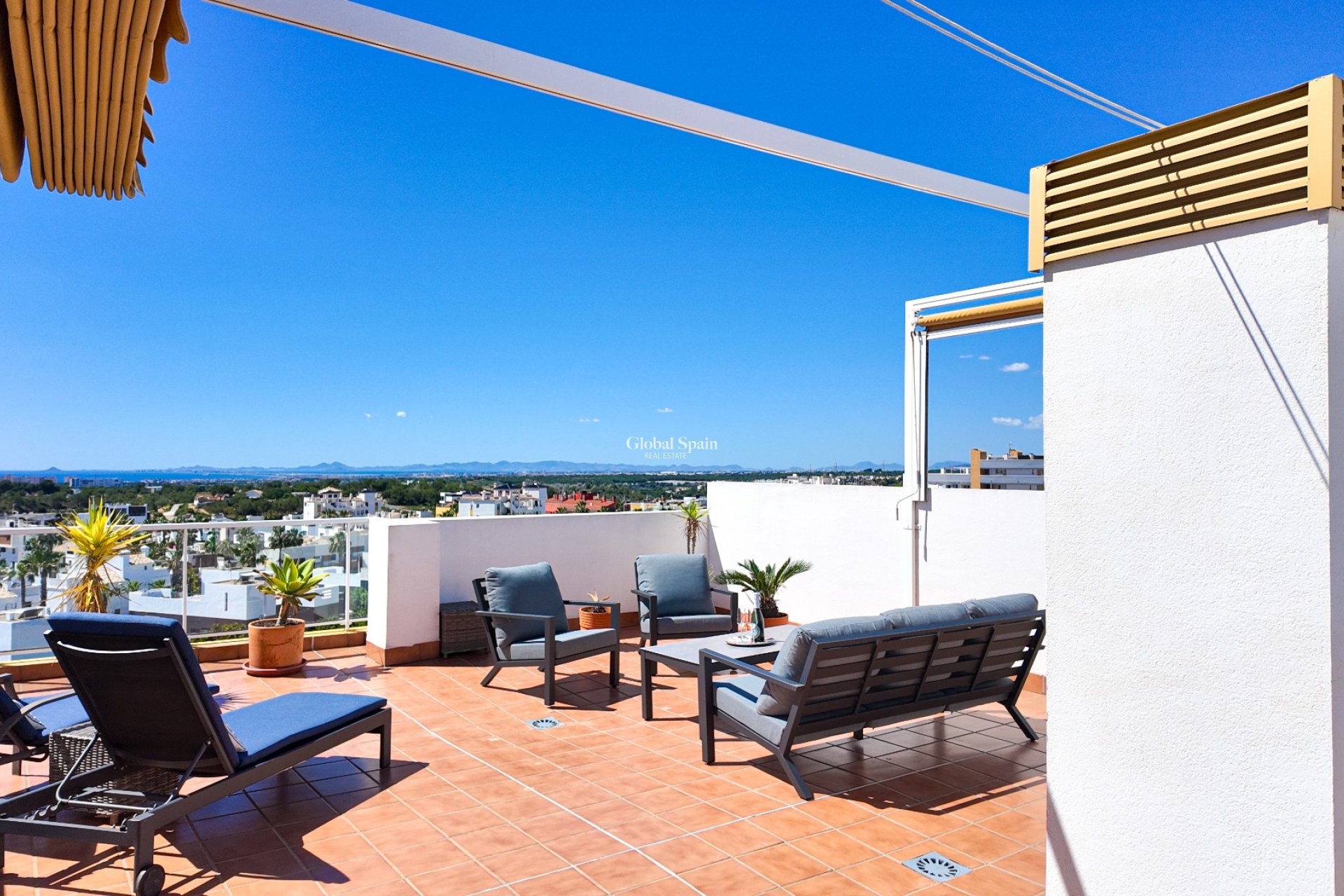 Wederverkoop - APPARTEMENT -
ORIHUELA COSTA - Costa Blanca