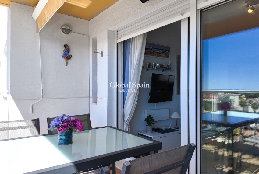Wederverkoop - APPARTEMENT -
ORIHUELA COSTA - Costa Blanca