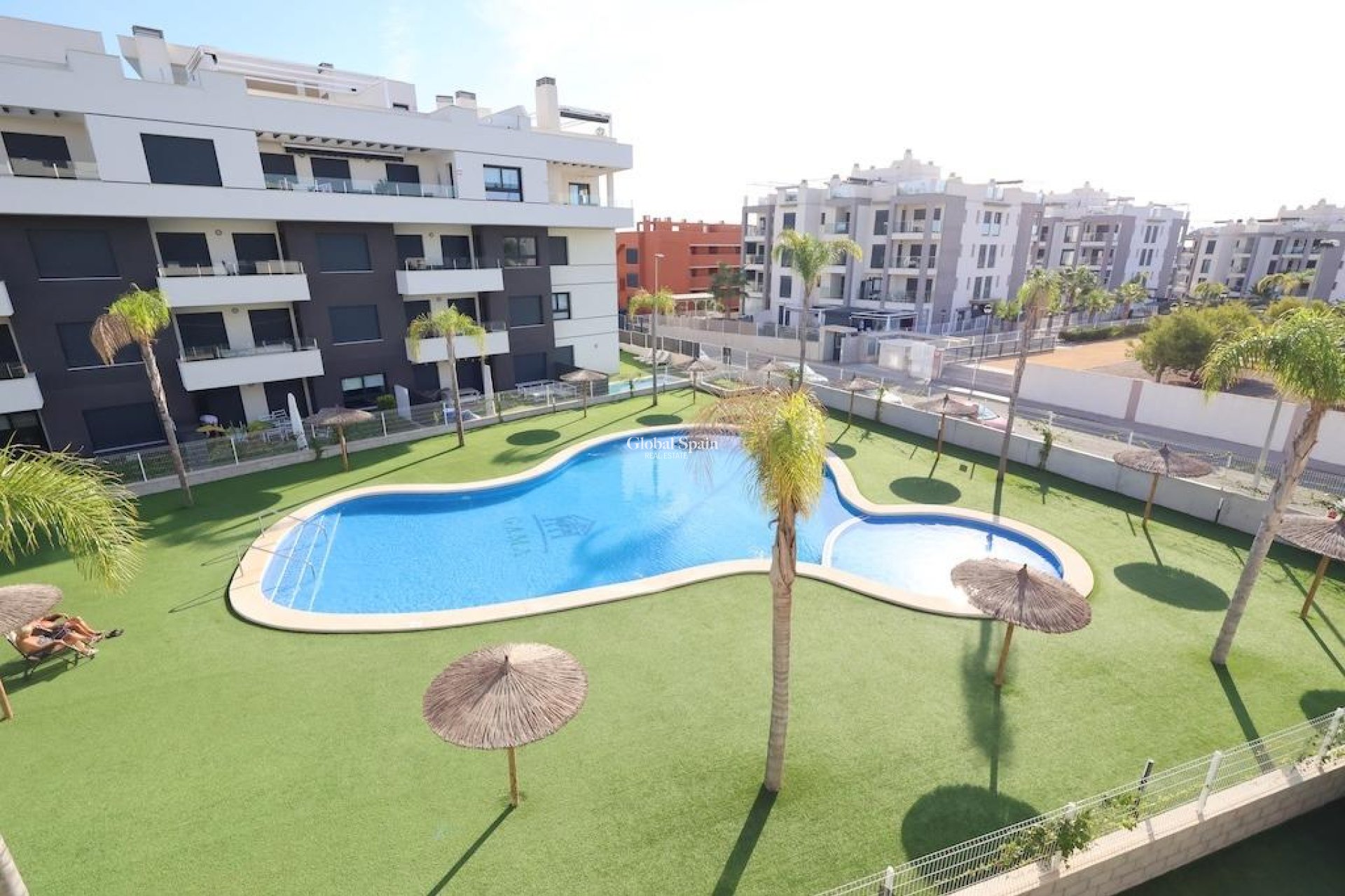Wederverkoop - APPARTEMENT -
ORIHUELA COSTA - Costa Blanca