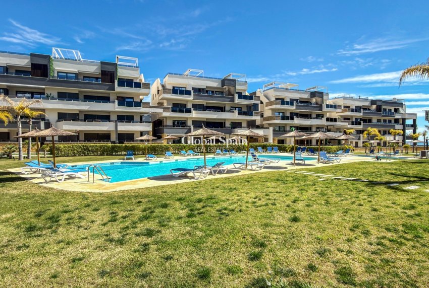 Wederverkoop - APPARTEMENT -
ORIHUELA COSTA - Costa Blanca