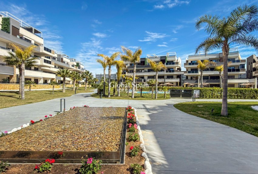 Wederverkoop - APPARTEMENT -
ORIHUELA COSTA - Costa Blanca