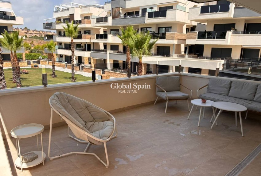Wederverkoop - APPARTEMENT -
ORIHUELA COSTA - Costa Blanca
