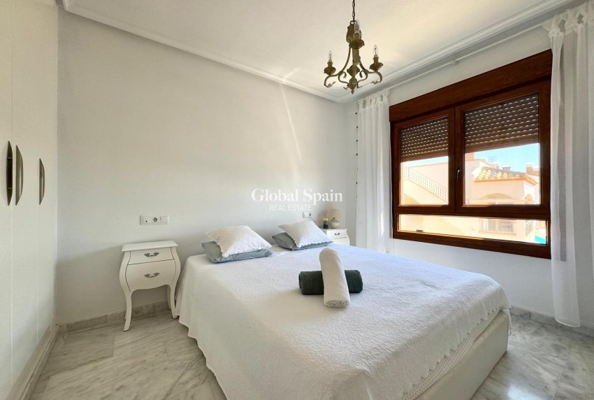 Wederverkoop - APPARTEMENT -
ORIHUELA COSTA - Costa Blanca