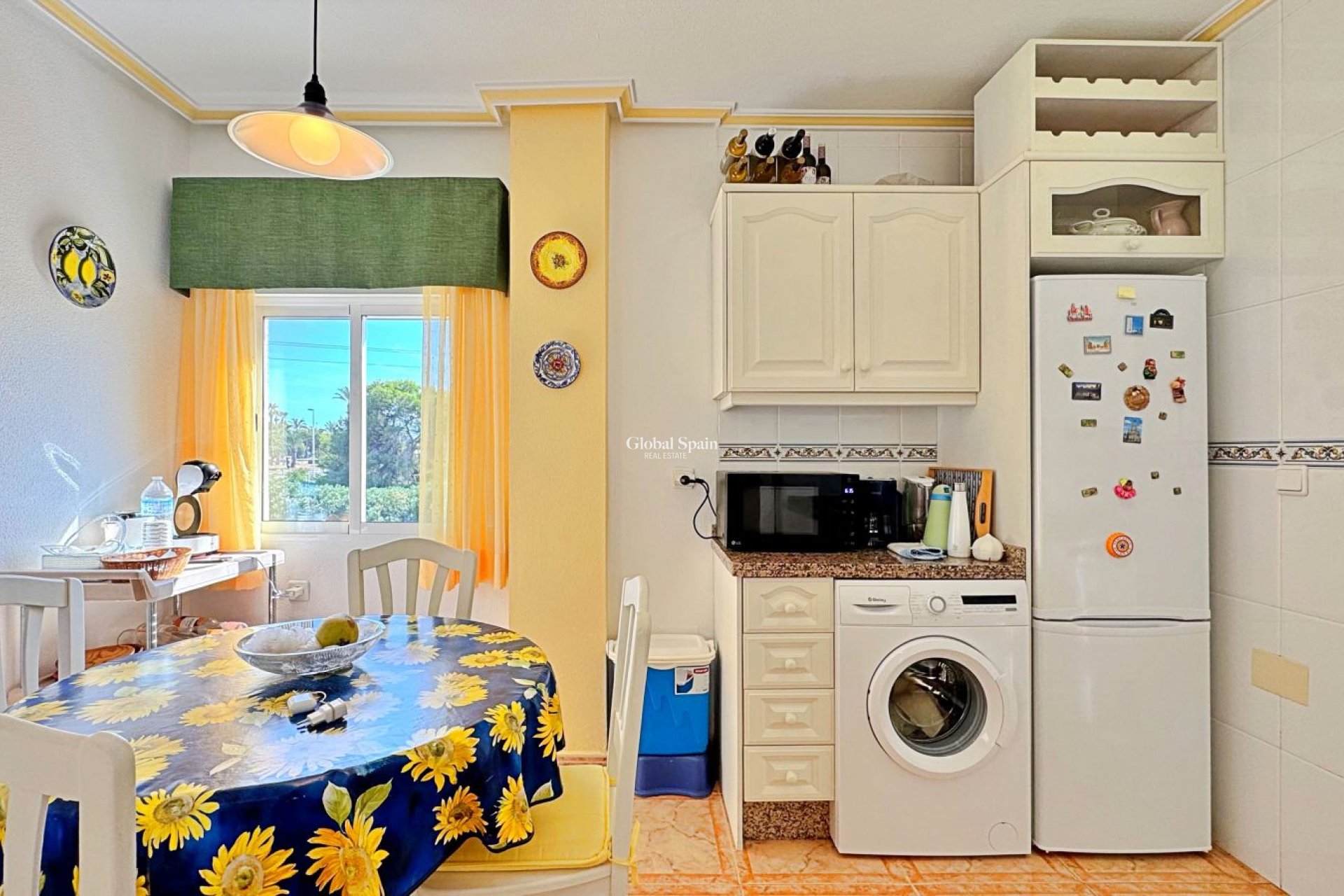 Wederverkoop - APPARTEMENT -
ORIHUELA COSTA - Costa Blanca