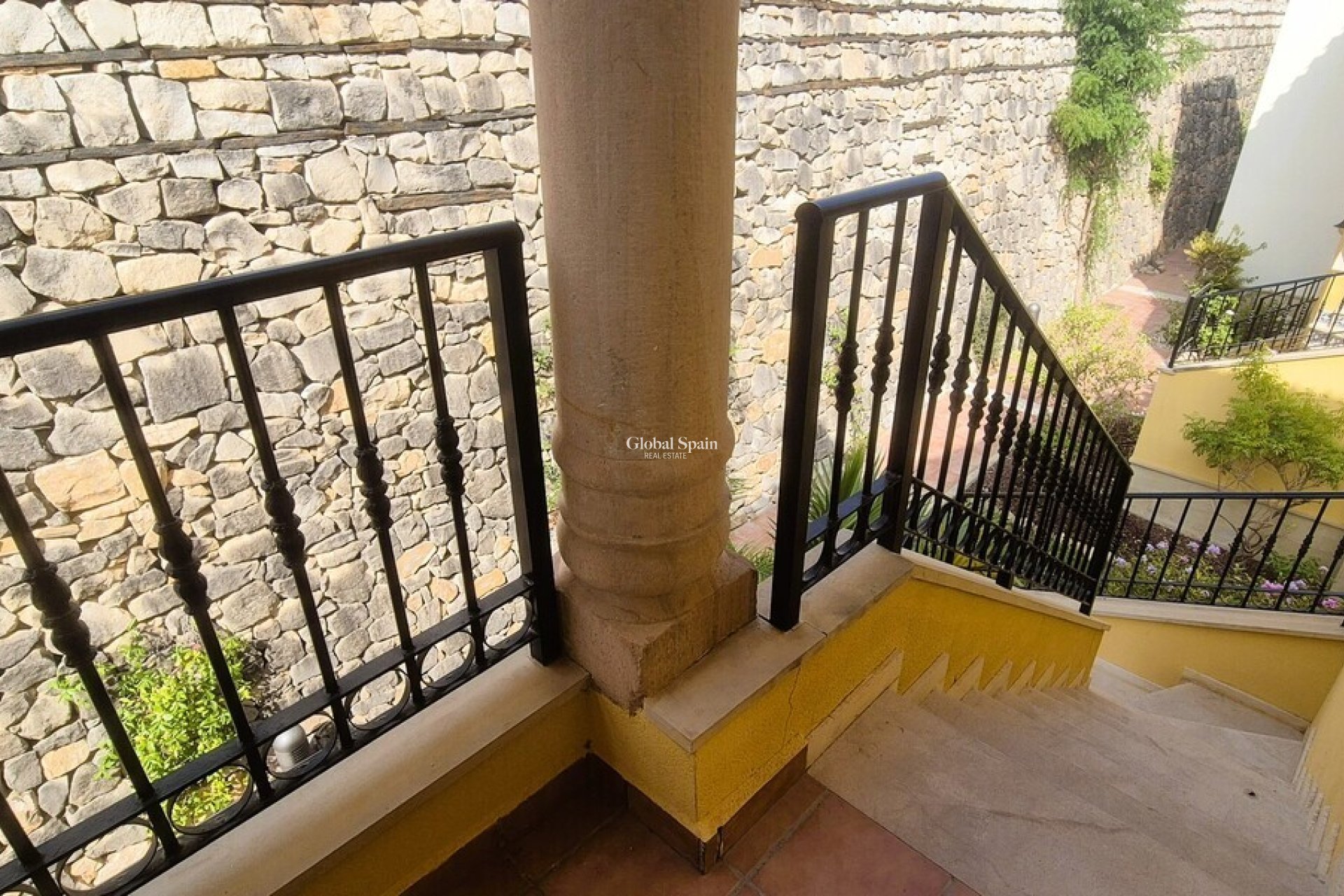 Wederverkoop - APPARTEMENT -
ORIHUELA COSTA - Costa Blanca