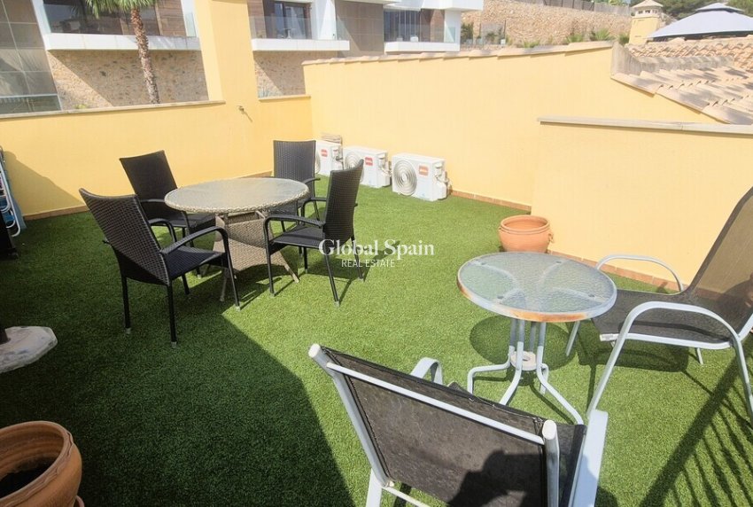 Wederverkoop - APPARTEMENT -
ORIHUELA COSTA - Costa Blanca