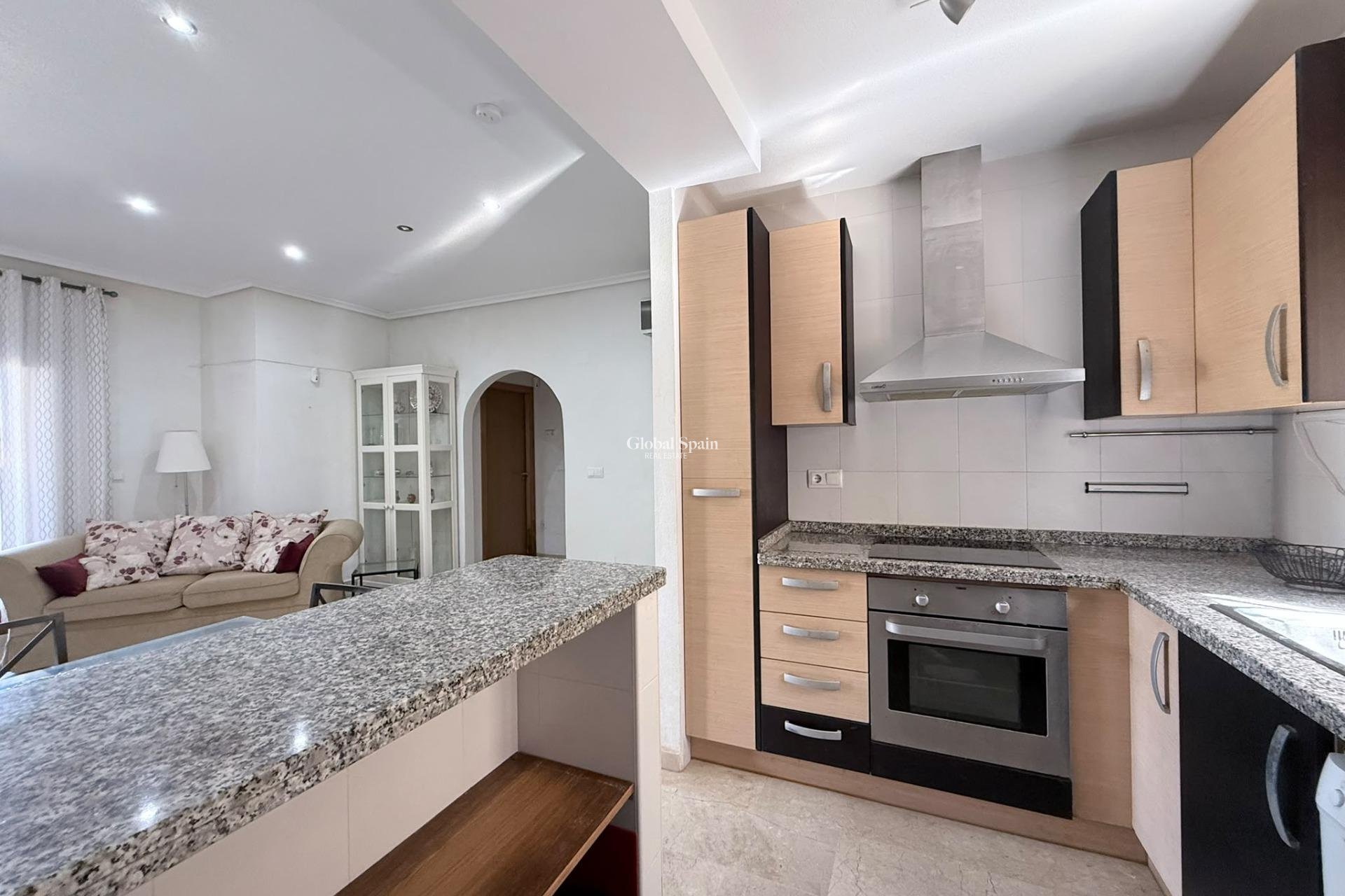 Wederverkoop - APPARTEMENT -
ORIHUELA COSTA - Costa Blanca