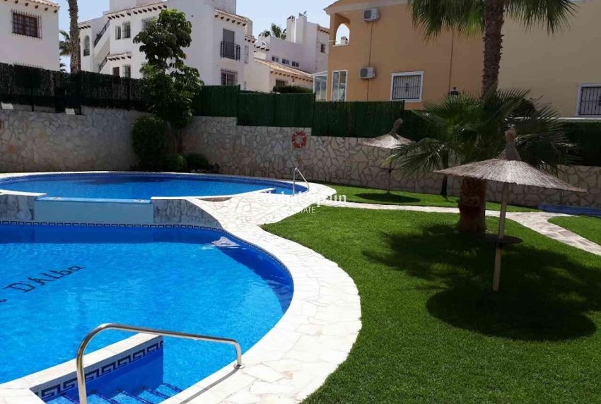 Wederverkoop - APPARTEMENT -
ORIHUELA COSTA - Costa Blanca