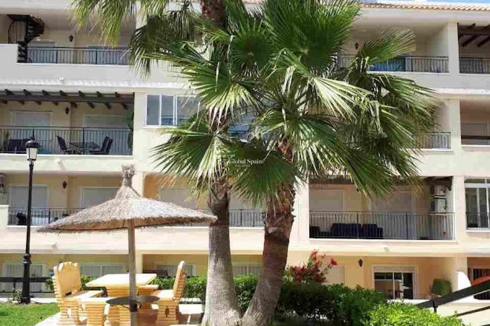 Wederverkoop - APPARTEMENT -
ORIHUELA COSTA - Costa Blanca