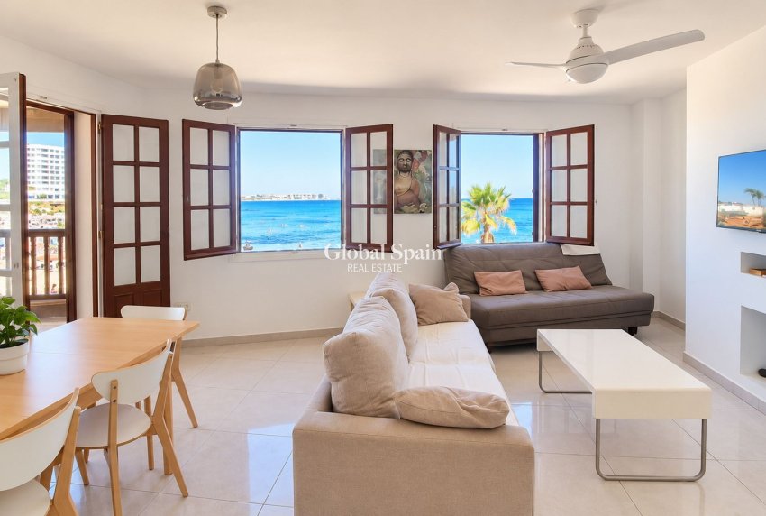 Wederverkoop - APPARTEMENT -
ORIHUELA COSTA - Costa Blanca