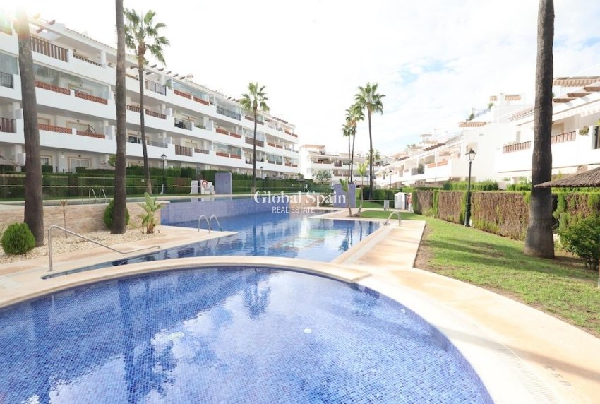 Wederverkoop - APPARTEMENT -
ORIHUELA COSTA - Costa Blanca