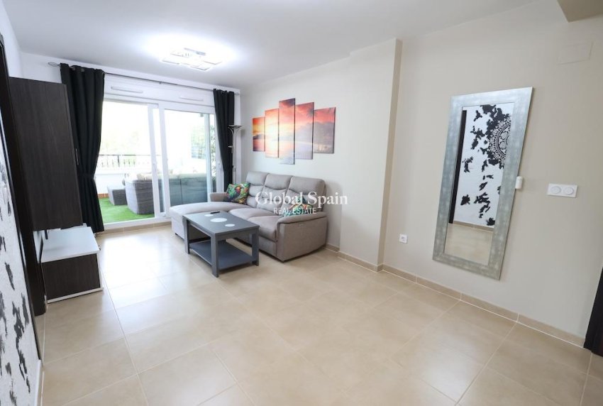 Wederverkoop - APPARTEMENT -
ORIHUELA COSTA - Costa Blanca