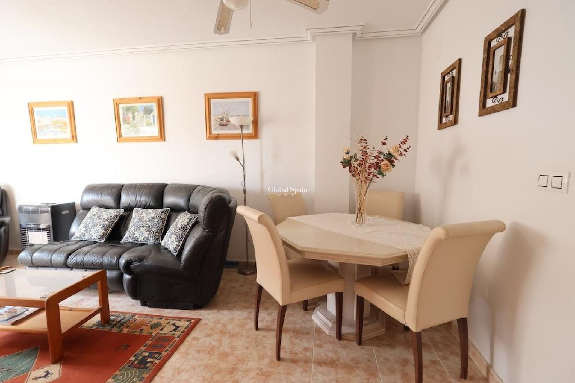 Wederverkoop - APPARTEMENT -
ORIHUELA COSTA - Costa Blanca