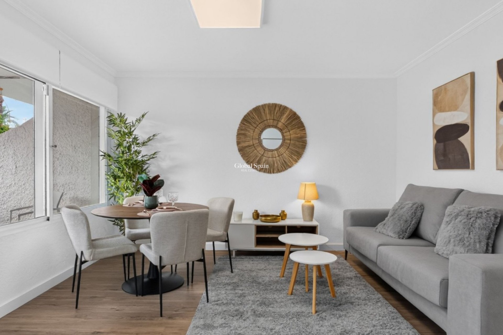 Wederverkoop - APPARTEMENT -
ORIHUELA COSTA - Costa Blanca
