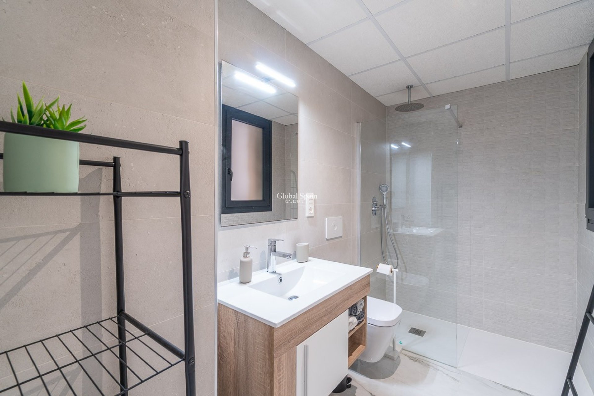Wederverkoop - APPARTEMENT -
ORIHUELA COSTA - Costa Blanca