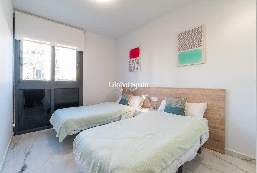Wederverkoop - APPARTEMENT -
ORIHUELA COSTA - Costa Blanca