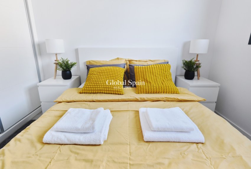 Wederverkoop - APPARTEMENT -
ORIHUELA COSTA - DEHESA DE CAMPOAMOR