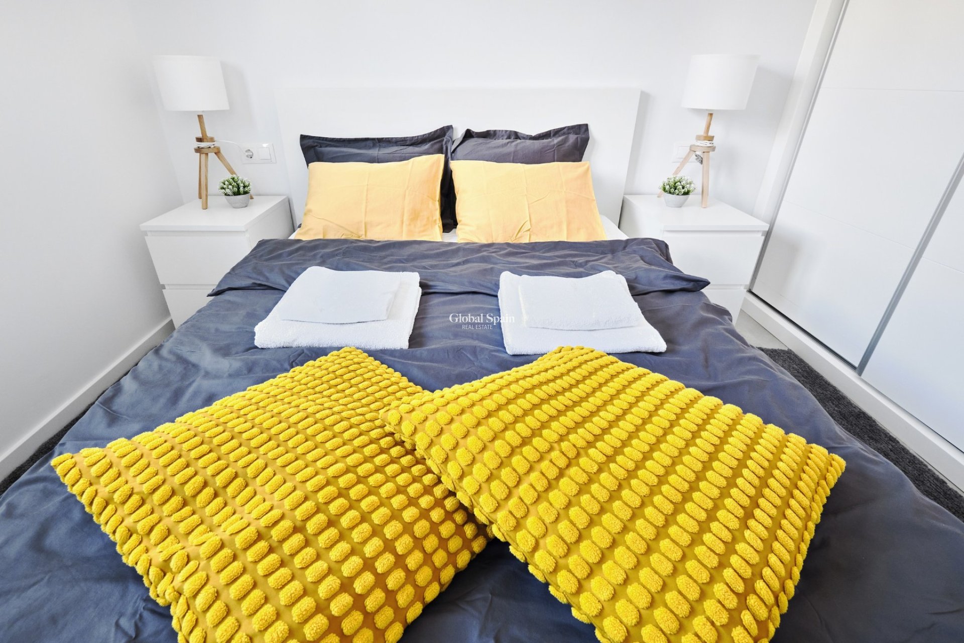 Wederverkoop - APPARTEMENT -
ORIHUELA COSTA - DEHESA DE CAMPOAMOR