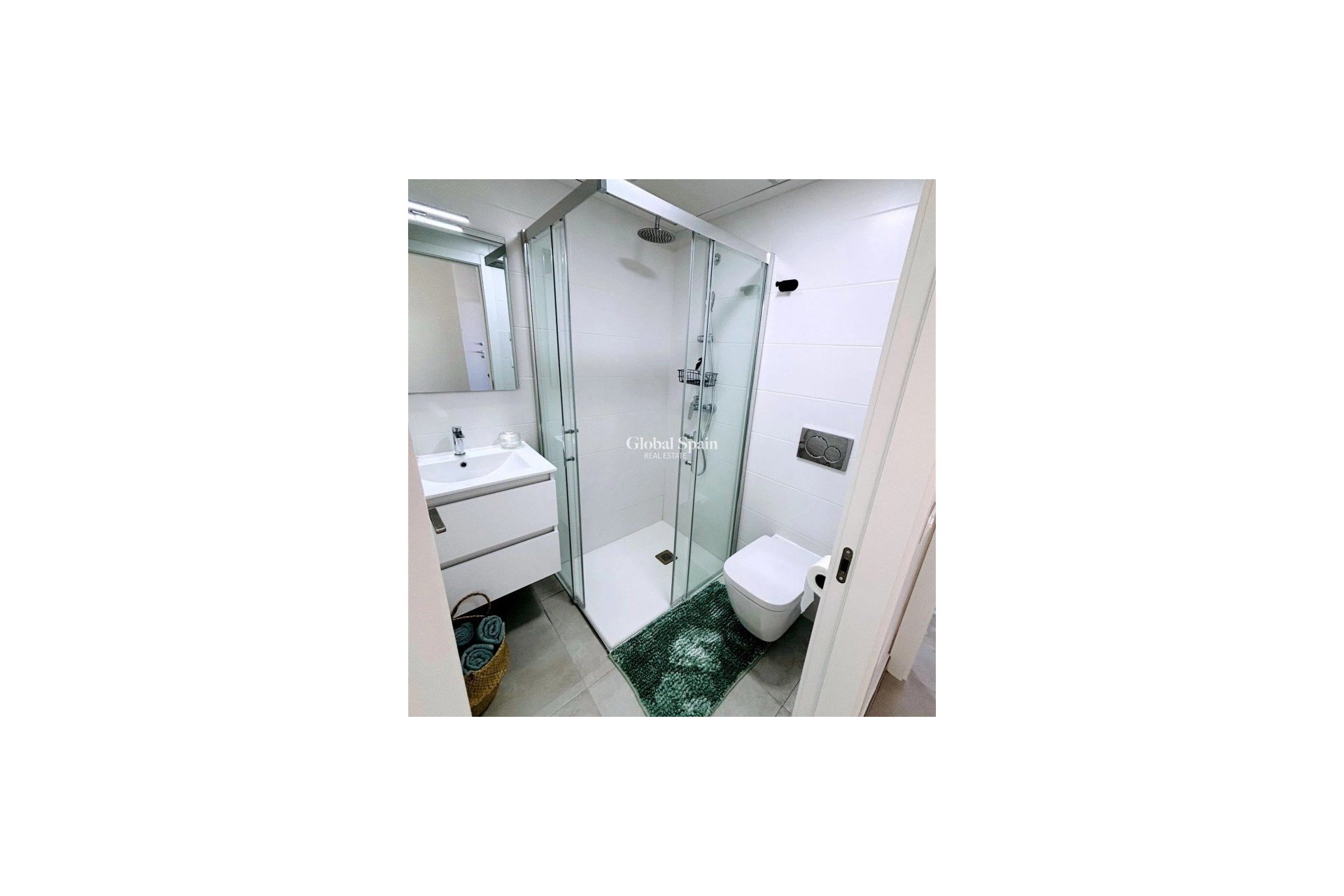 Wederverkoop - APPARTEMENT -
ORIHUELA COSTA - Inland