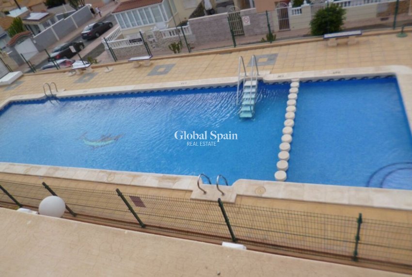 Wederverkoop - APPARTEMENT -
ORIHUELA COSTA - Inland