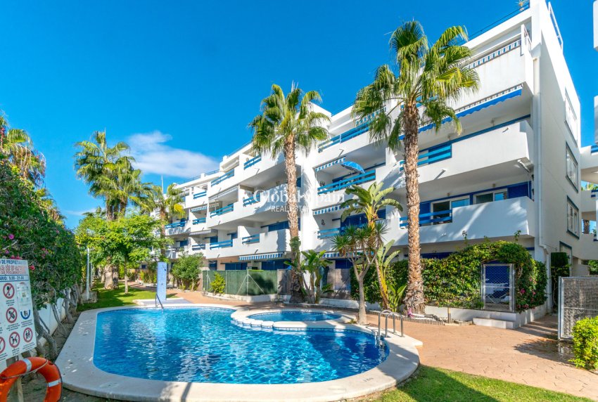 Wederverkoop - APPARTEMENT -
ORIHUELA COSTA - La Calma