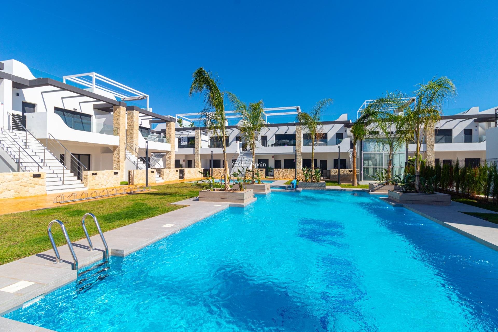 Wederverkoop - APPARTEMENT -
ORIHUELA COSTA - La Ciñuelica
