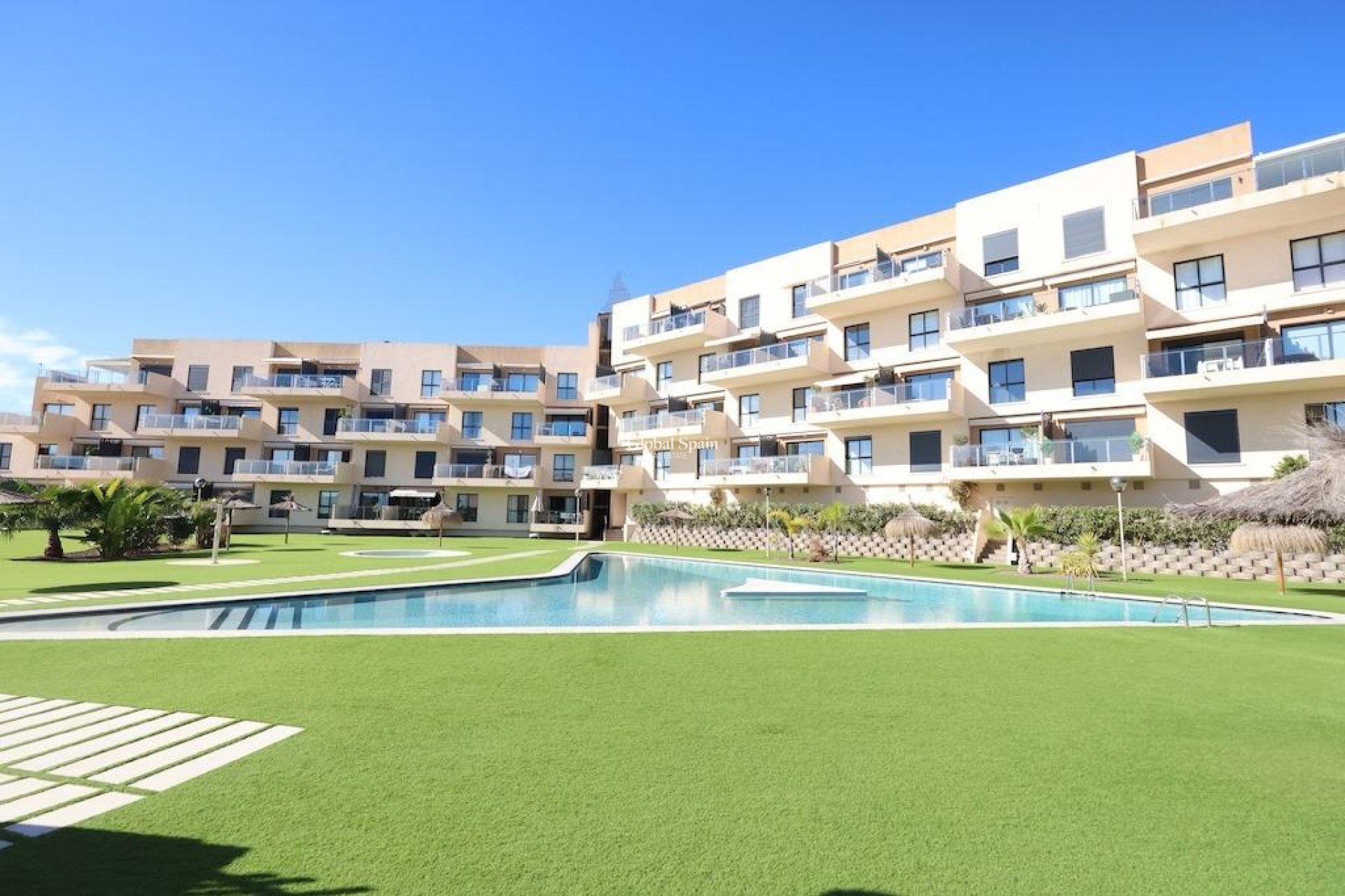 Wederverkoop - APPARTEMENT -
ORIHUELA COSTA - La Zenia