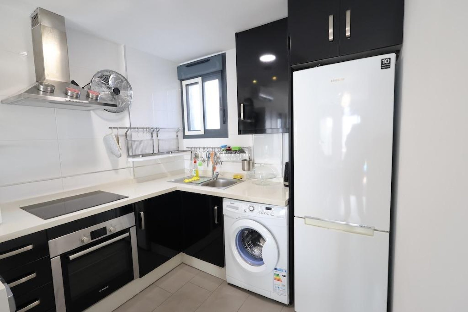 Wederverkoop - APPARTEMENT -
ORIHUELA COSTA - La Zenia