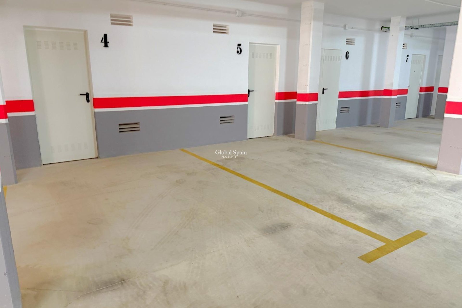 Wederverkoop - APPARTEMENT -
ORIHUELA COSTA - La Zenia