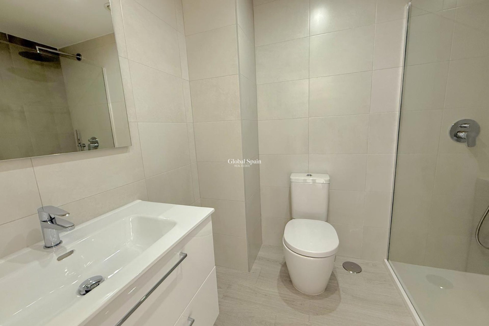 Wederverkoop - APPARTEMENT -
ORIHUELA COSTA - La Zenia