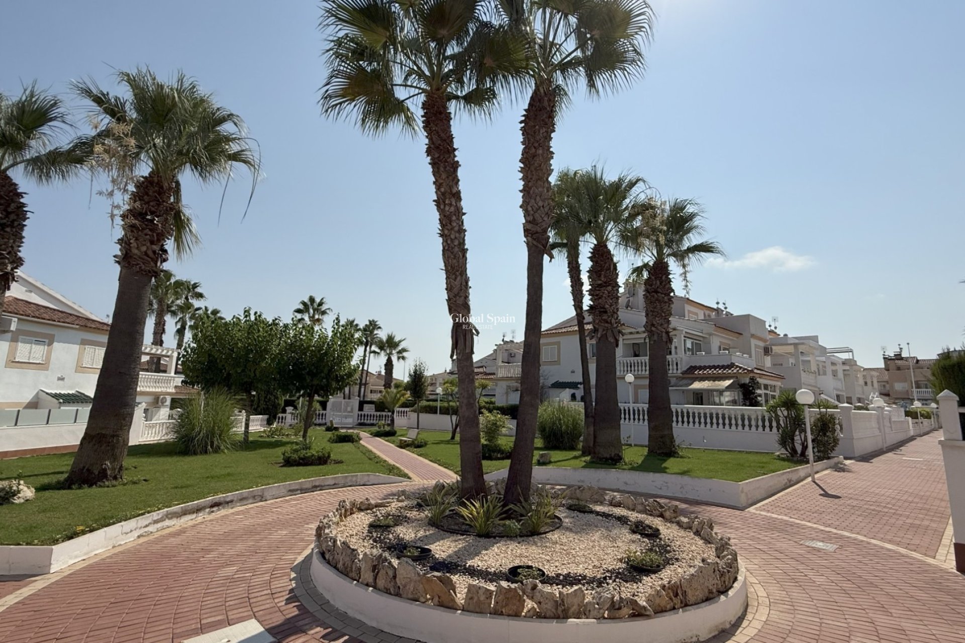 Wederverkoop - APPARTEMENT -
ORIHUELA COSTA - La Zenia