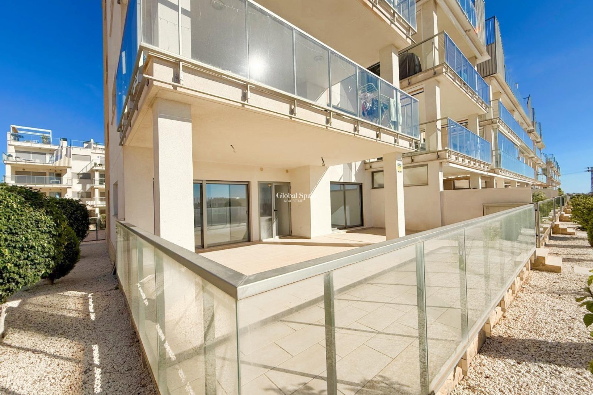 Wederverkoop - APPARTEMENT -
ORIHUELA COSTA - La Zenia