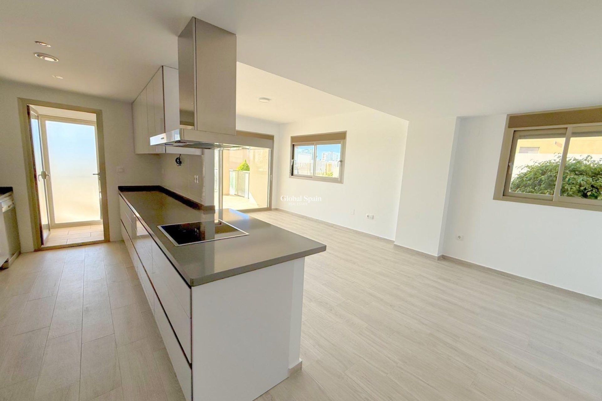 Wederverkoop - APPARTEMENT -
ORIHUELA COSTA - La Zenia