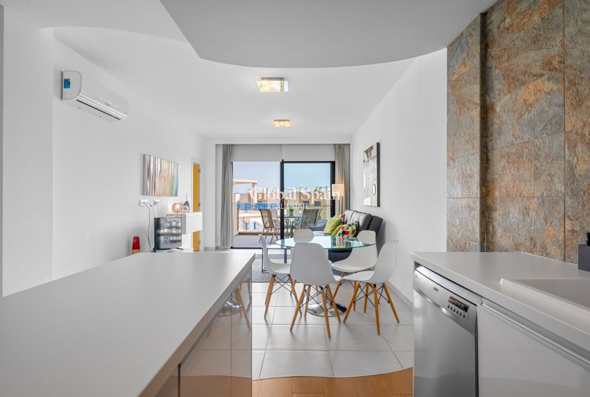 Wederverkoop - APPARTEMENT -
ORIHUELA COSTA - La Zenia
