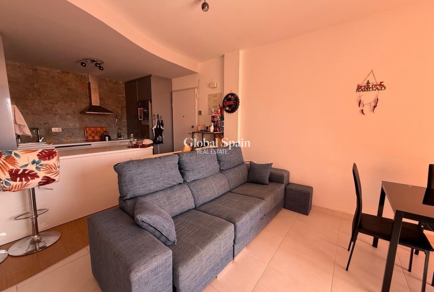 Wederverkoop - APPARTEMENT -
ORIHUELA COSTA - La Zenia