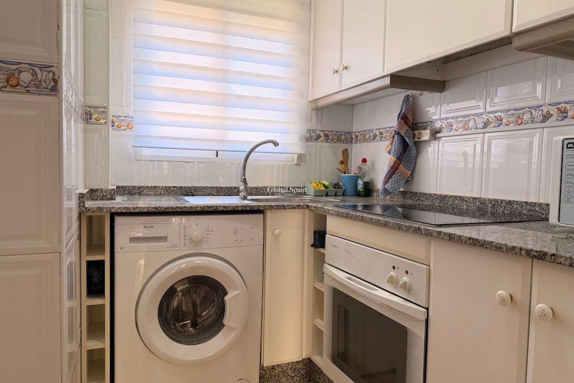 Wederverkoop - APPARTEMENT -
ORIHUELA COSTA - Las Filipinas