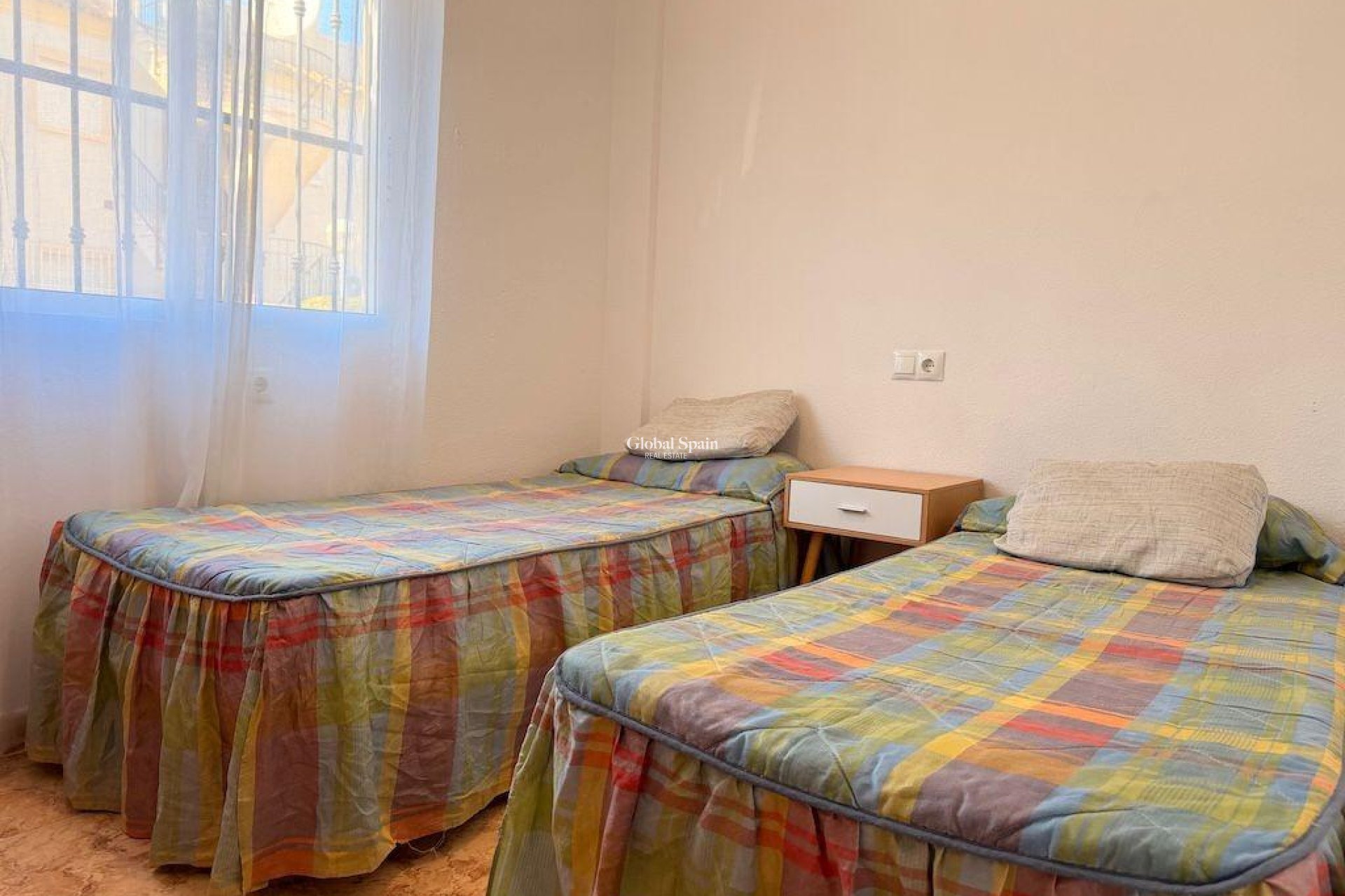 Wederverkoop - APPARTEMENT -
ORIHUELA COSTA - Las Filipinas