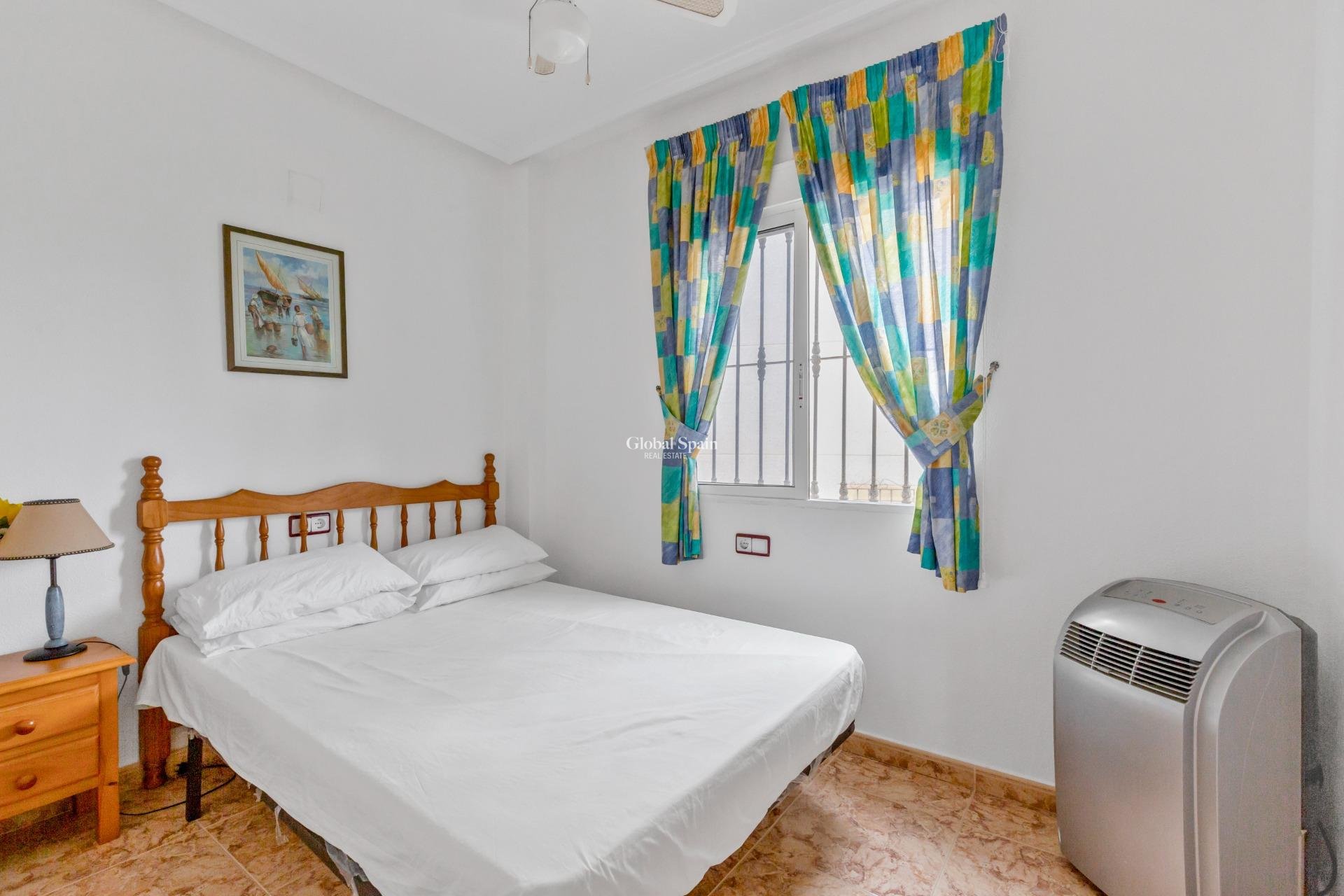 Wederverkoop - APPARTEMENT -
ORIHUELA COSTA - Las Filipinas