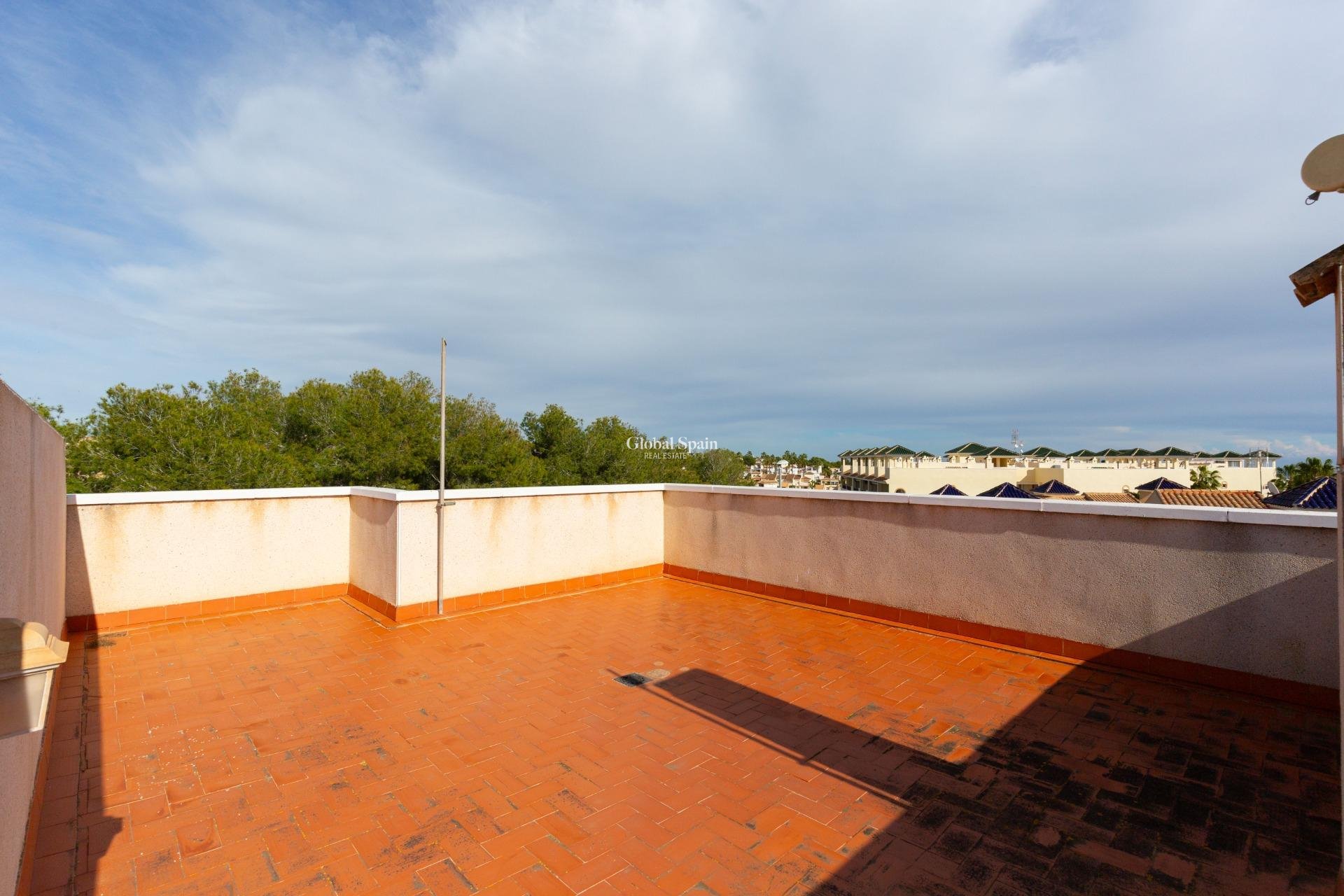 Wederverkoop - APPARTEMENT -
ORIHUELA COSTA - Las Filipinas