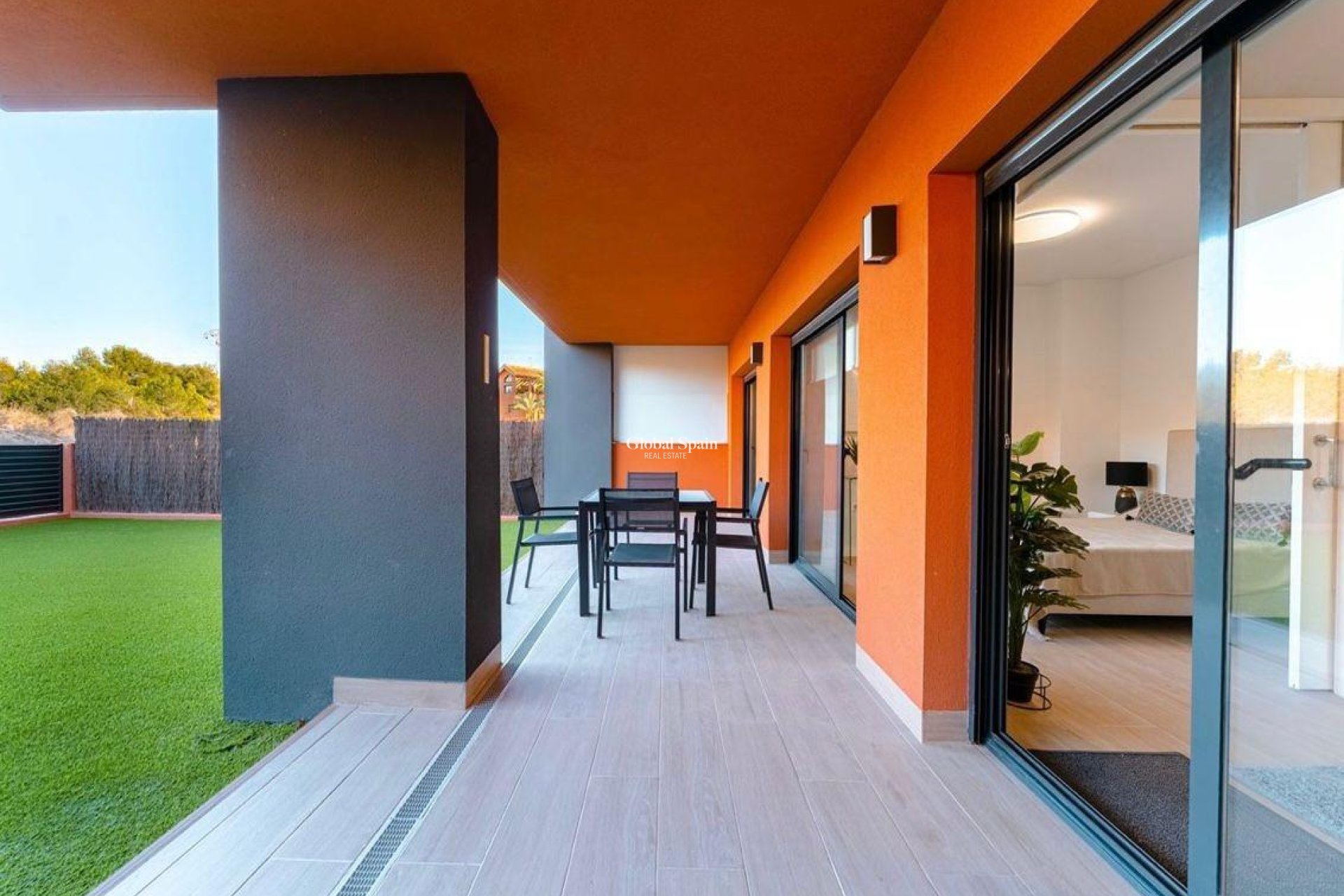 Wederverkoop - APPARTEMENT -
ORIHUELA COSTA - Las Filipinas