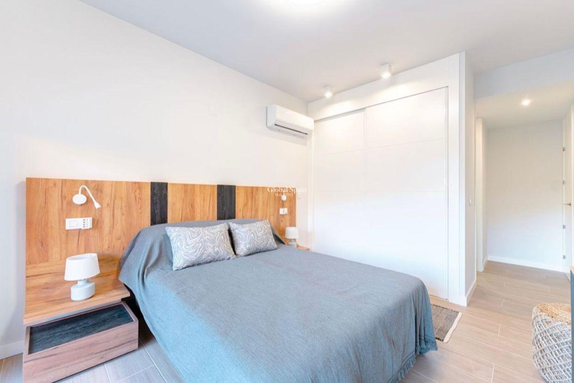 Wederverkoop - APPARTEMENT -
ORIHUELA COSTA - Las Filipinas