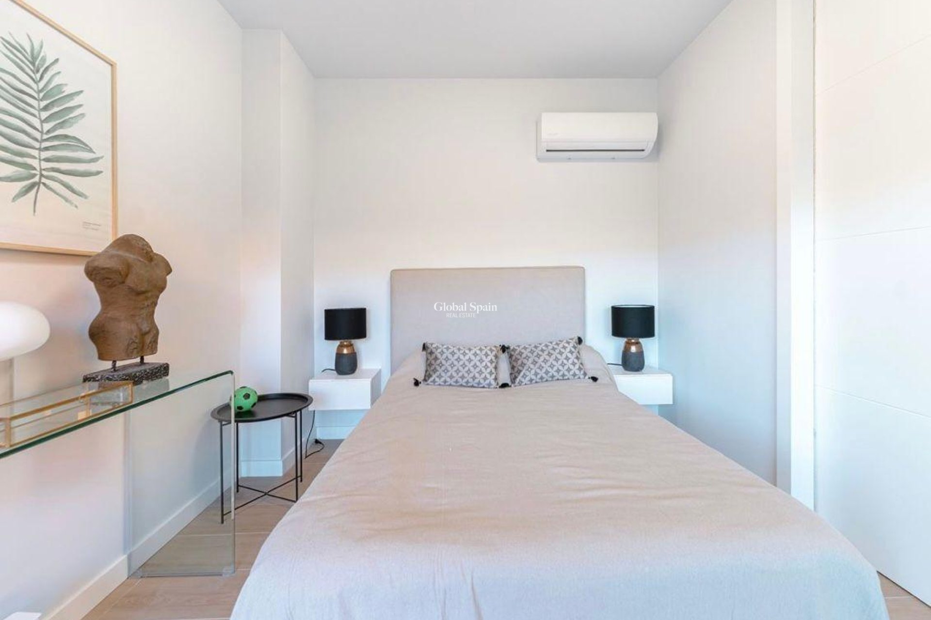 Wederverkoop - APPARTEMENT -
ORIHUELA COSTA - Las Filipinas