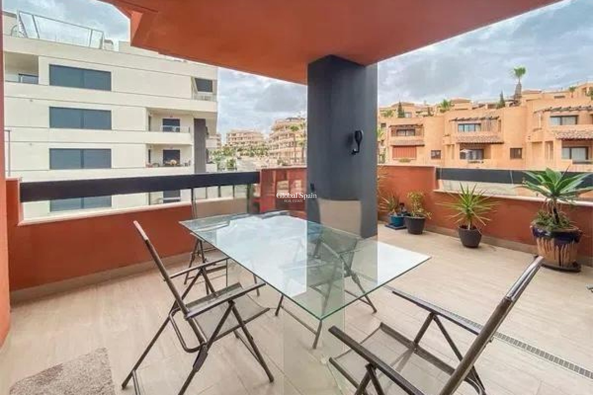 Wederverkoop - APPARTEMENT -
ORIHUELA COSTA - Las Filipinas
